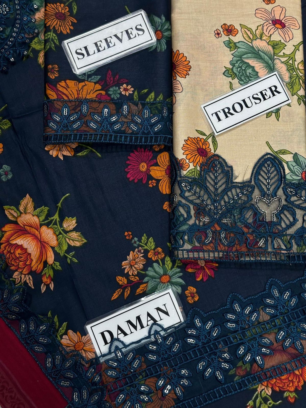 Iznik lawn