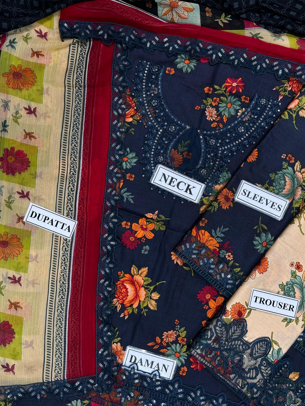 Iznik lawn