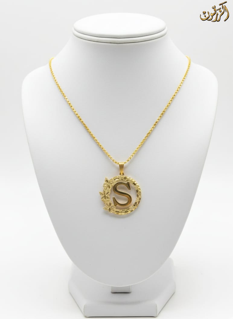 Customized initial necklace