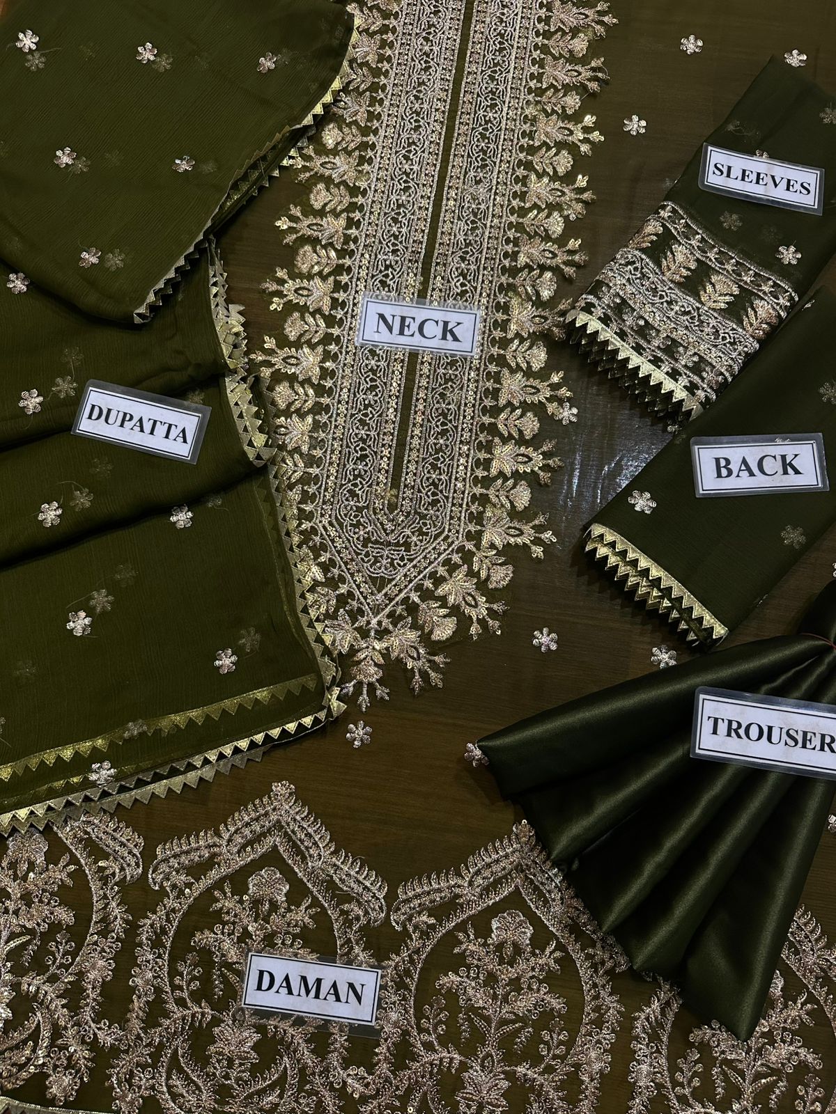 Brand Asim Jofa.shiffon 3pc suit