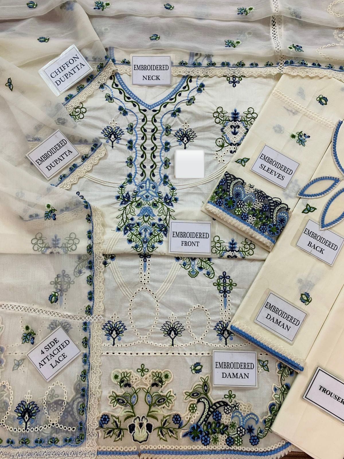 Brnd:mahnur lawn suit