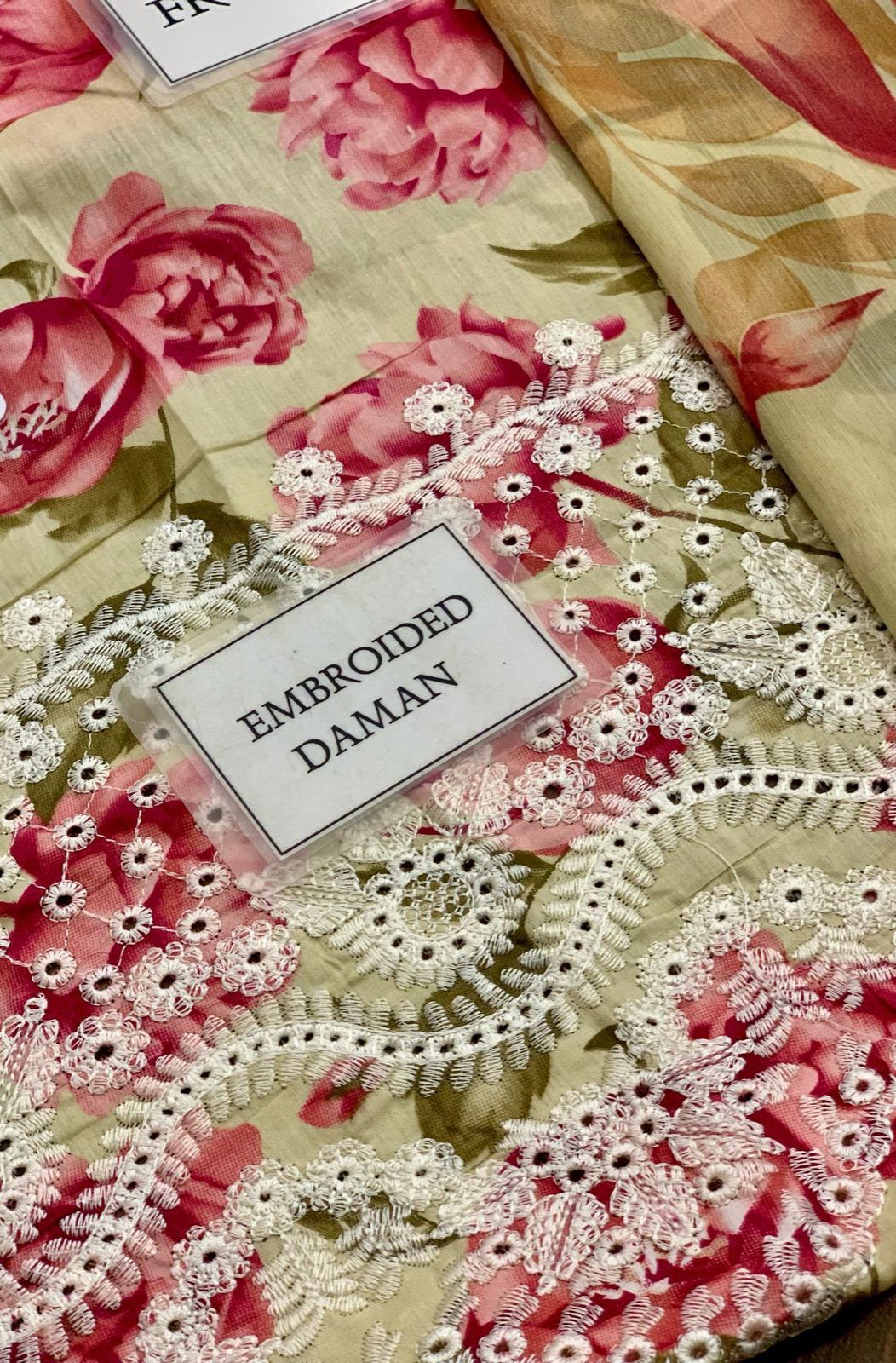 Iznik lawn 3pc